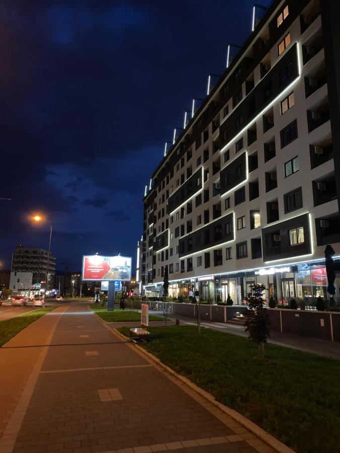 Atmartments Etna Bulevar, Free Private Parking Apartman *